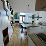 Tuzlaks -sauna-free Parking