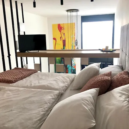 Tuzlaks -sauna-free Parking بيلاسنيكا