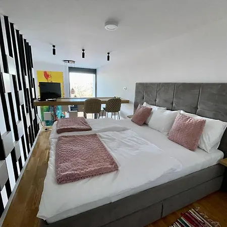 Apartment Tuzlaks -sauna-free Parking *