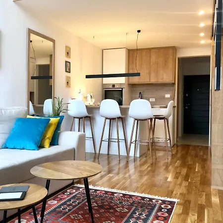 Tuzlaks -sauna-free Parking Apartment Bjelasnica