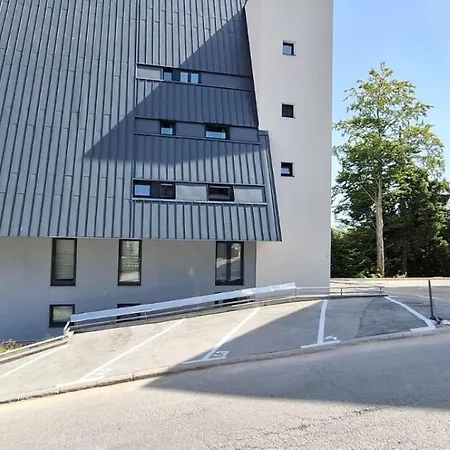 Apartment Tuzlaks -sauna-free Parking