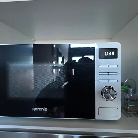 Tuzlaks -sauna-free Parking شقة *