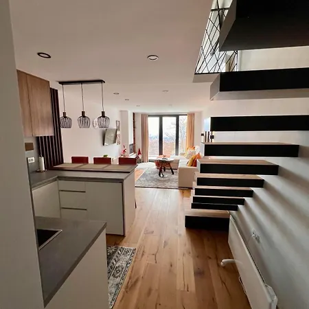 Tuzlaks -sauna-free Parking * Bjelasnica