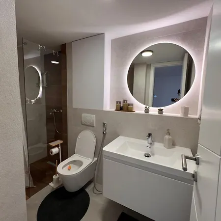 Tuzlaks -sauna-free Parking Bjelasnica