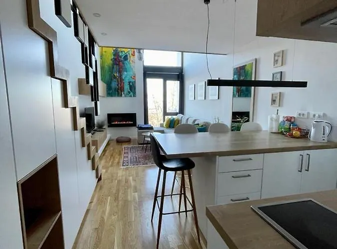 Tuzlaks -sauna-free Parking